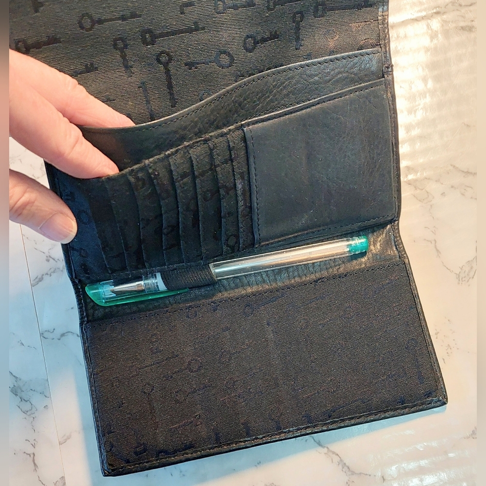 Fossil Black Pebbled Leather Tri-fold Wallet - Picture 7 of 7